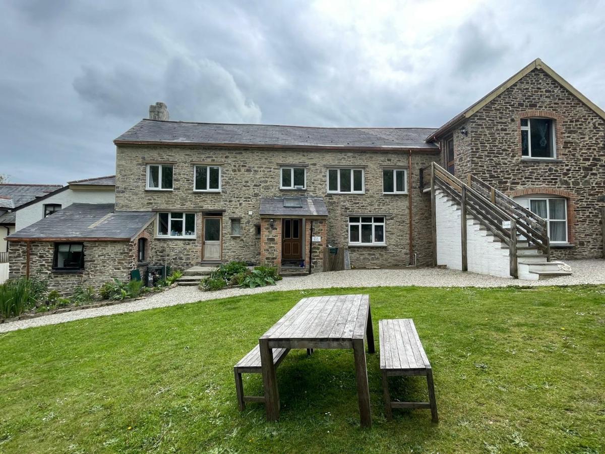 The Old Rectory Glebe House In Jacobstow 10 Mins To Widemouth Bay And Crackington Haven,15 Mins Bude,20 Mins Tintagel, 27 Mins Port Issac المظهر الخارجي الصورة